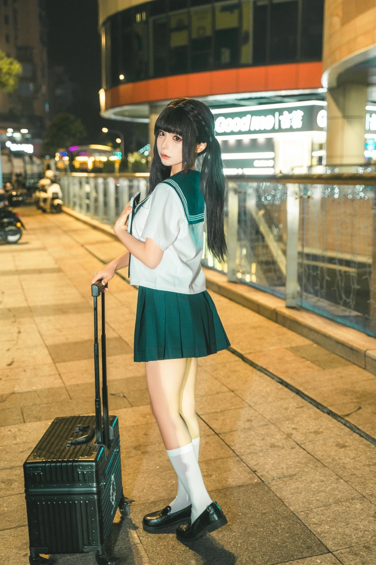 蠢沫沫《二月T3订阅《蠢沫沫奇遇记② 捆绑》主题写真：115张全套美图
