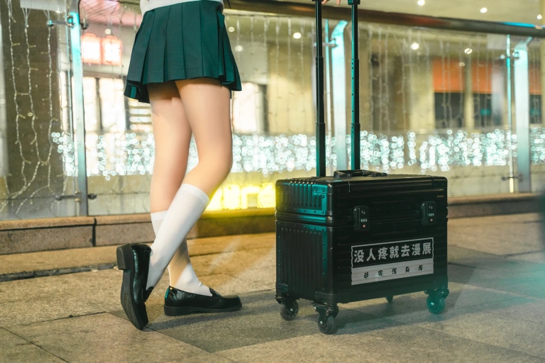蠢沫沫《二月T3订阅《蠢沫沫奇遇记② 捆绑》主题写真：115张全套美图