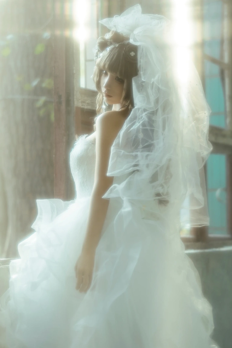 蠢沫沫《二月T3订阅《婚纱》主题写真：61张全套美图