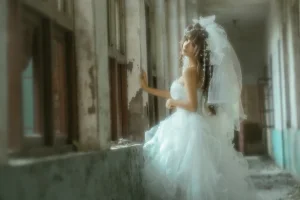 蠢沫沫《二月T3订阅《婚纱》主题写真：61张全套美图