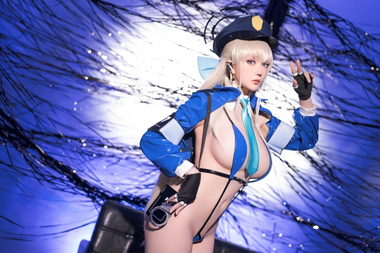 星之迟迟《碧蓝档案BA写真本《Erotopia》 飞鸟马时》主题写真：58张全套美图