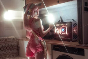 蠢沫沫《二月T3订阅《烟》主题写真：66张全套美图