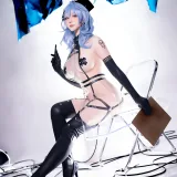 星之迟迟《碧蓝档案BA写真本《Erotopia》 天雨亚子》主题写真：60张全套美图