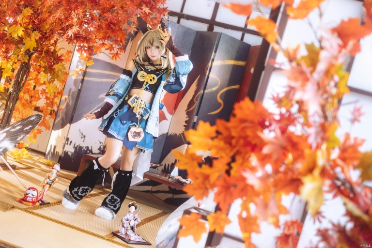 蠢沫沫《二月T3订阅《绮良良》主题写真：30张全套美图