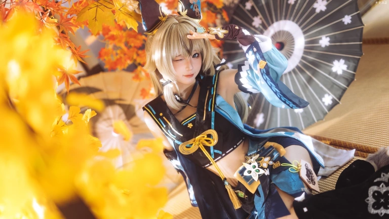 蠢沫沫《二月T3订阅《绮良良》主题写真：30张全套美图