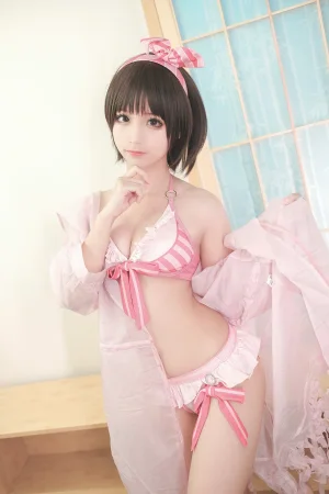 蠢沫沫《加藤惠泳装》主题写真：40张全套美图
