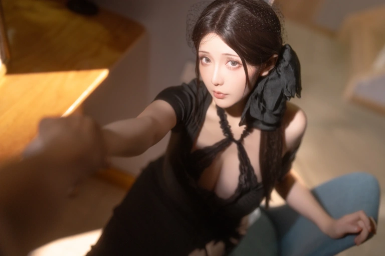 星之迟迟《2024年08月计划G 同事的未亡人太太》主题写真：117张全套美图，含2个视频
