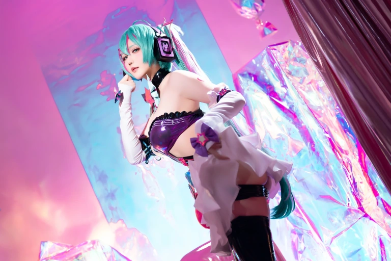 星之迟迟《2024年07月计划B Miku初音未来 喵斯快跑》主题写真：73张全套美图，含1个视频