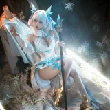 蠢沫沫《三月T3订阅《萝姬改》》主题写真：14张全套美图