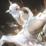 蠢沫沫《三月T3订阅《萝姬改》》主题写真：14张全套美图