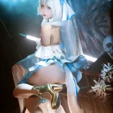 蠢沫沫《三月T3订阅《萝姬改》》主题写真：14张全套美图