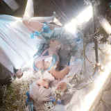 蠢沫沫《三月T3订阅《萝姬改》》主题写真：14张全套美图