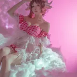 星之迟迟《明日方舟本 Heartbeat》主题写真：349张全套美图