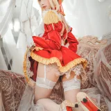 雯仔不讲道理《尼禄女仆》主题写真：20张全套美图