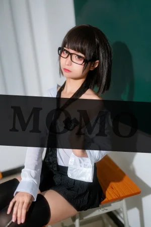 蠢沫沫《教师》主题写真：26张全套美图