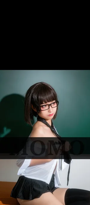 蠢沫沫《教师》主题写真：26张全套美图