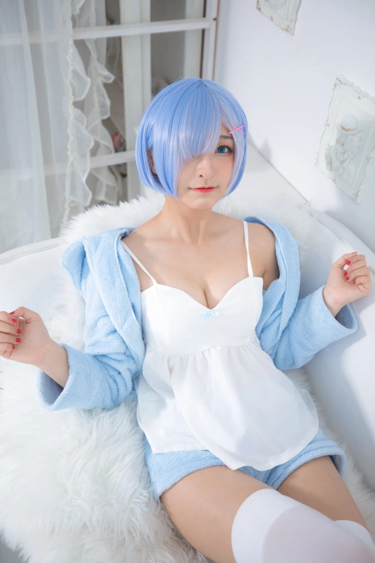 神楽坂真冬《第二季 序号8：蕾姆《Milk by blue》》主题写真：150张全套美图