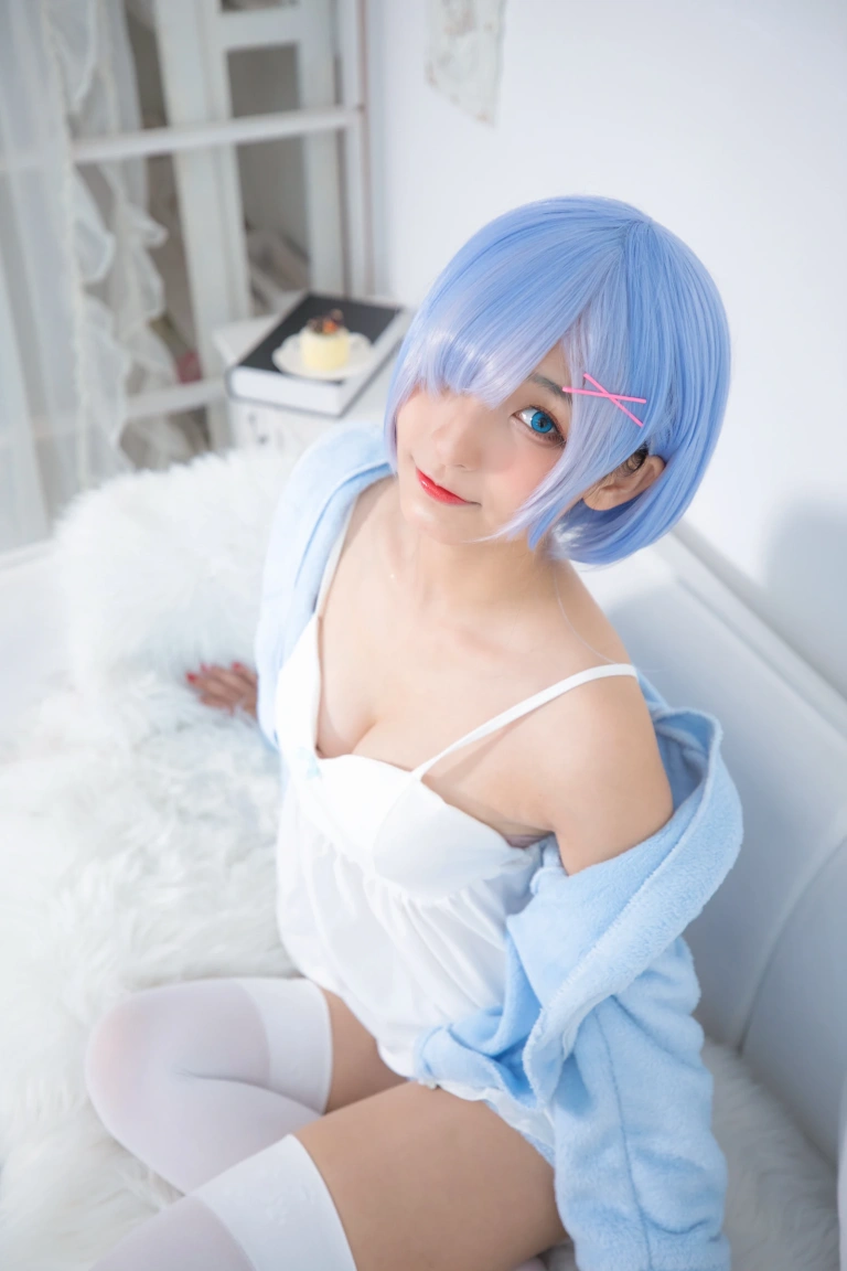 神楽坂真冬《第二季 序号8：蕾姆《Milk by blue》》主题写真：150张全套美图
