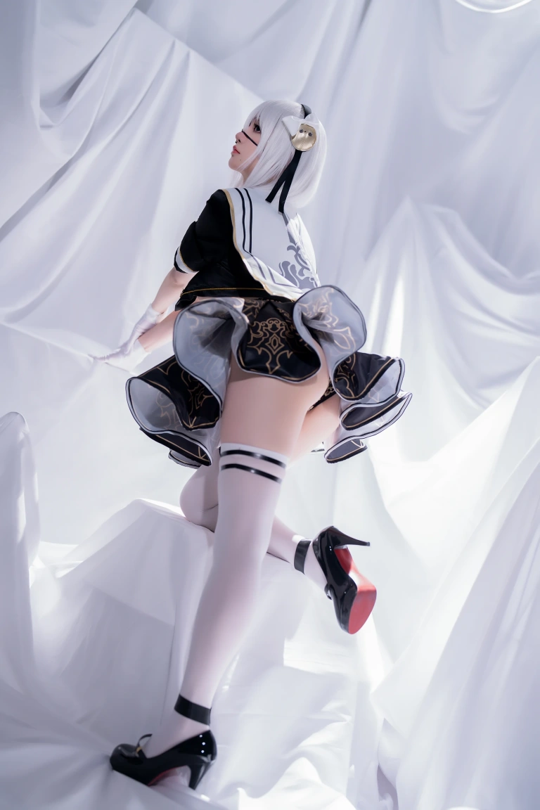 星之迟迟《2025年02月计划C 尼尔同人 2B学生服》主题写真：29张全套美图