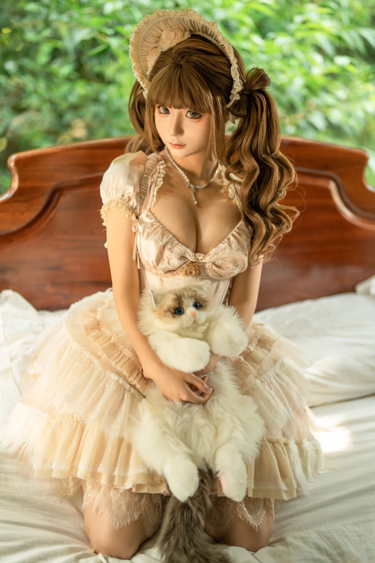 蠢沫沫《三月T3订阅《布偶猫》》主题写真：17张全套美图