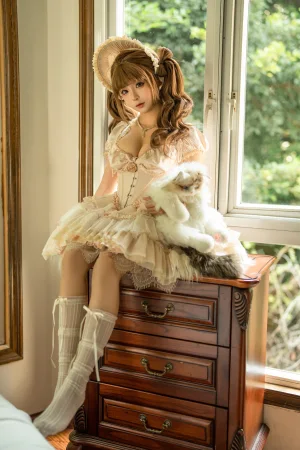 蠢沫沫《三月T3订阅《布偶猫》》主题写真：17张全套美图