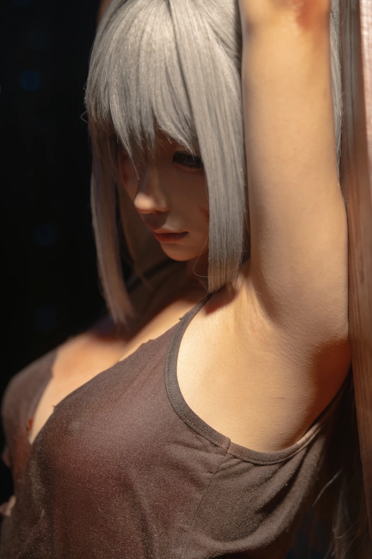蠢沫沫《奴隶少女希尔薇》主题写真：83张全套美图，含2个视频