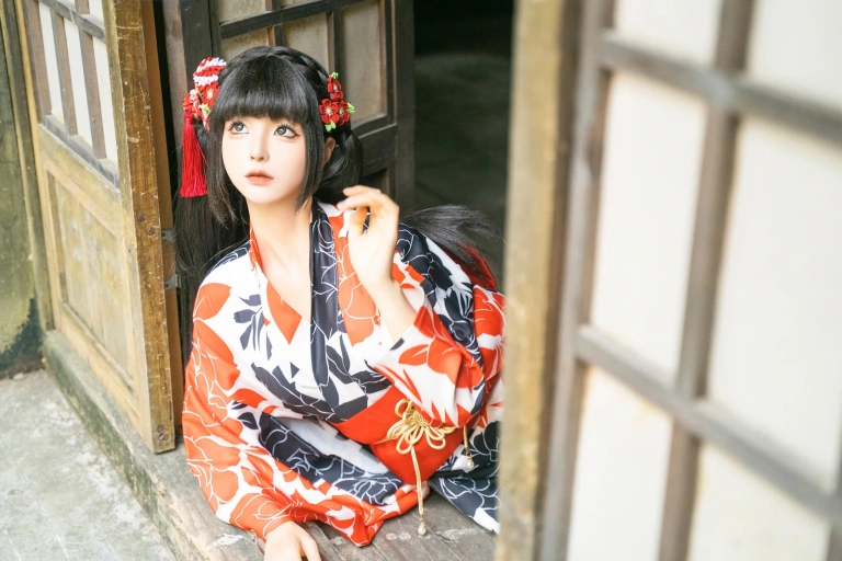 蠢沫沫《四月T2订阅《祭》》主题写真：57张全套美图