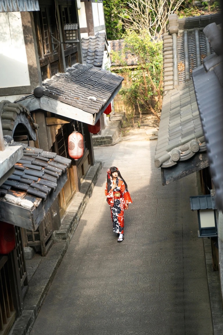 蠢沫沫《四月T2订阅《祭》》主题写真：57张全套美图