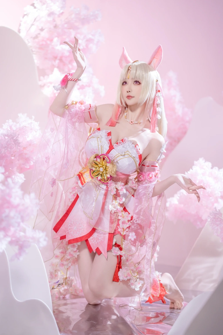 星之迟迟《2025年02月计划A 永劫无间 胡桃樱云天女》主题写真：42张全套美图
