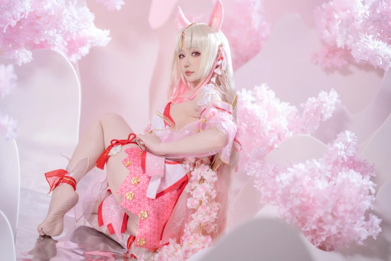 星之迟迟《2025年02月计划A 永劫无间 胡桃樱云天女》主题写真：42张全套美图