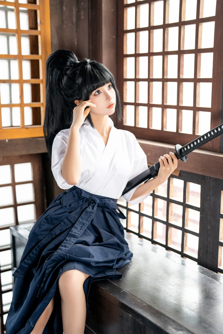 蠢沫沫《四月T2订阅《武士》》主题写真：65张全套美图