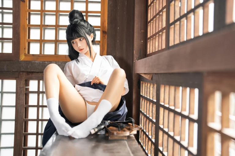 蠢沫沫《四月T2订阅《武士》》主题写真：65张全套美图
