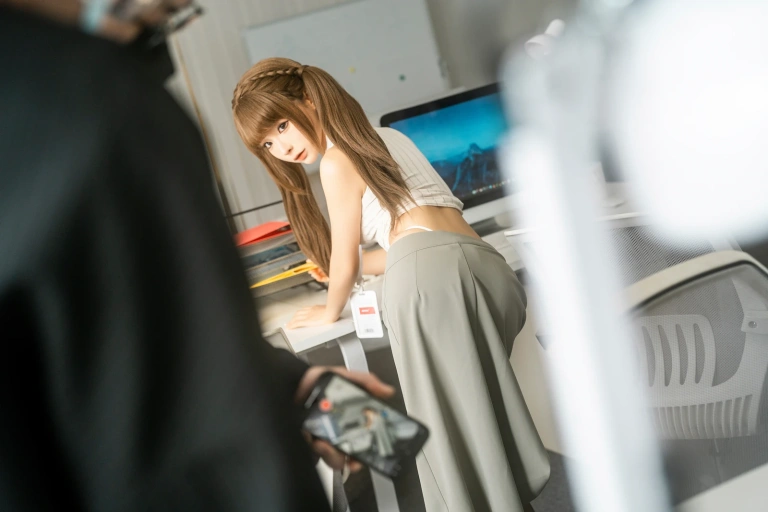 蠢沫沫《四月T3订阅《工作时间》》主题写真：98张全套美图