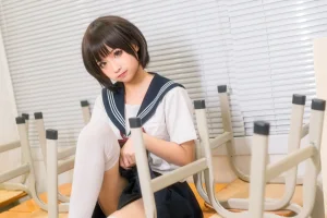 蠢沫沫《教室》主题写真：61张全套美图