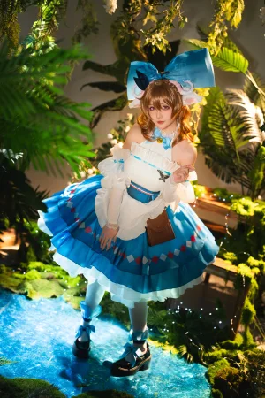 星之迟迟《2025年5月计划A 明日方舟 纯烬艾雅法拉·远行前的野餐》主题写真：34张全套美图