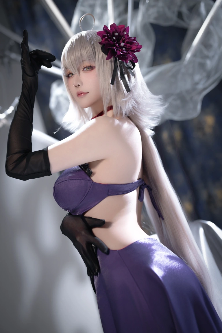 星之迟迟《2025年5月计划B FGO 黑贞德alter嘉年华礼服》主题写真：33张全套美图