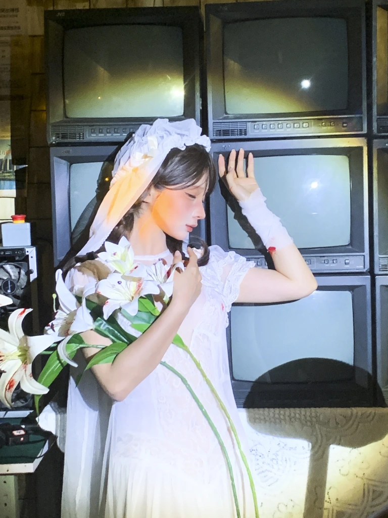 蠢沫沫《BOSS》主题写真：133张全套美图