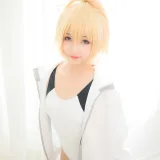 神楽坂真冬《第二季 序号10：白贞德《Swimingthedrea》》主题写真：150张全套美图
