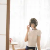 念雪《体操服》主题写真：40张全套美图