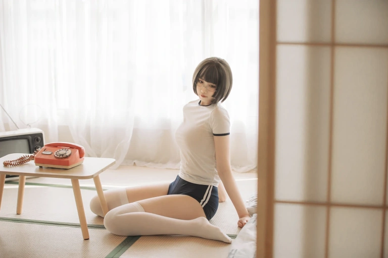 念雪《体操服》主题写真：40张全套美图