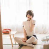 念雪《体操服》主题写真：40张全套美图
