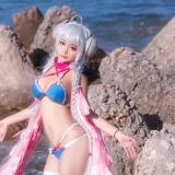 蠢沫沫《可畏泳装》主题写真：41张全套美图