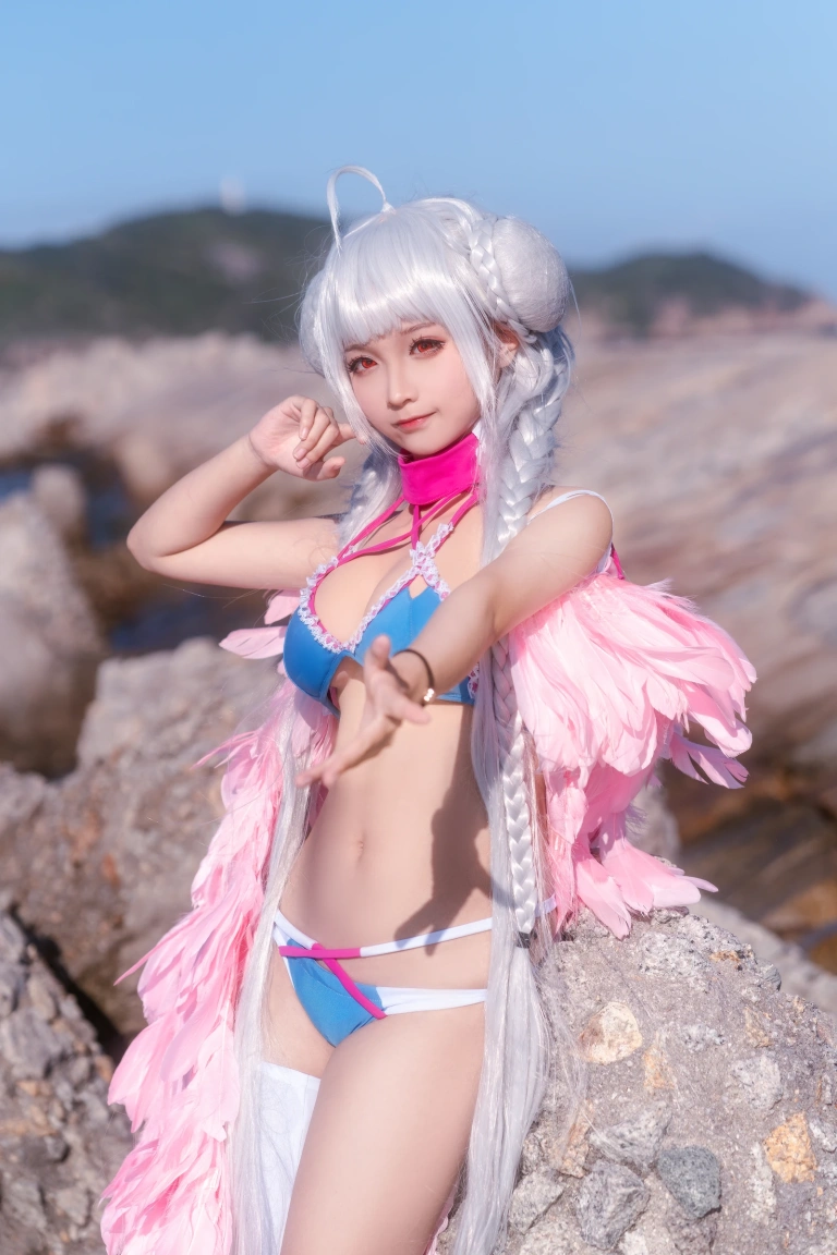 蠢沫沫《可畏泳装》主题写真：41张全套美图