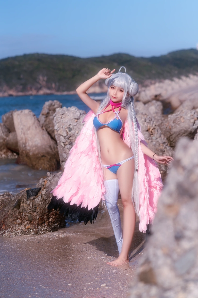 蠢沫沫《可畏泳装》主题写真：41张全套美图