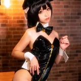 蠢沫沫《高雄兔女郎》主题写真：40张全套美图