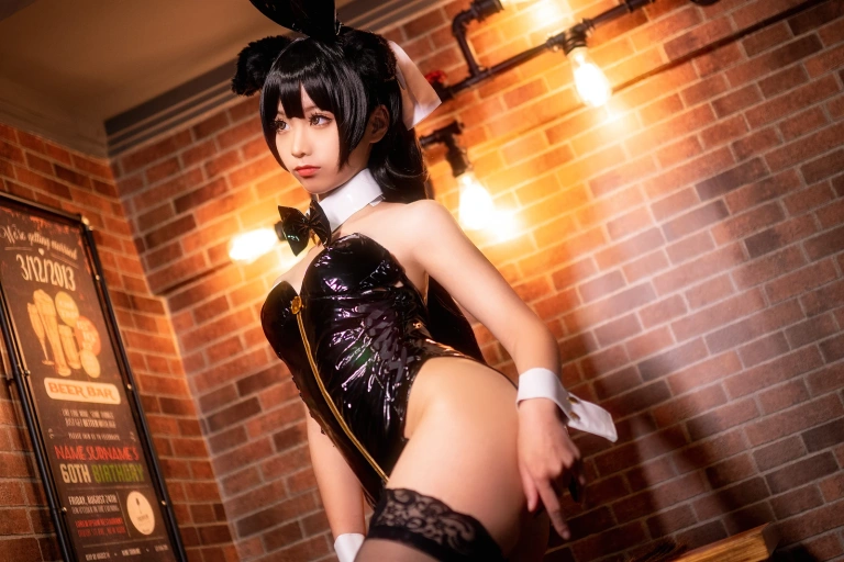 蠢沫沫《高雄兔女郎》主题写真：40张全套美图