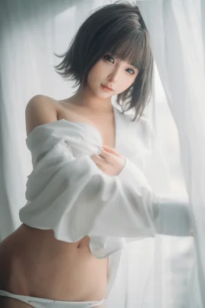 蠢沫沫《衬衫窝》主题写真：42张全套美图