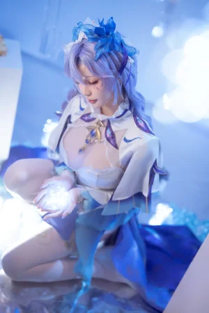 星之迟迟《2025年08月计划A 鸣潮 坎特蕾拉 [30P-177MB]》主题写真：30张全套美图