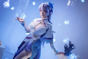 星之迟迟《2025年08月计划A 鸣潮 坎特蕾拉 [30P-177MB]》主题写真：30张全套美图