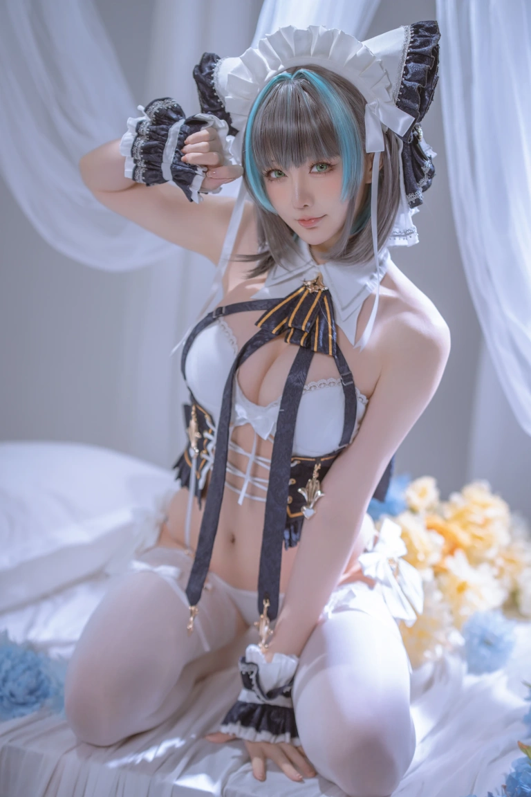 星之迟迟《2025年08月计划D 碧蓝航线 柴郡 [55P1V-723MB]》主题写真：55张全套美图，含1个视频
